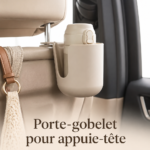 Support pour tasse installé dans une voiture, montrant sa praticité