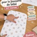 Image d'une voiture avec un siège pour bébé équipé d'accessoires de sécurité accueillants
